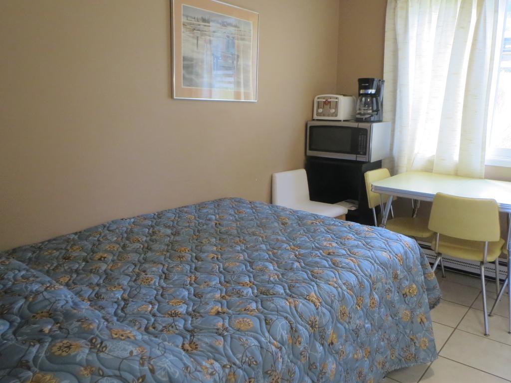 Round-Up Motel คลินตัน ภายนอก รูปภาพ